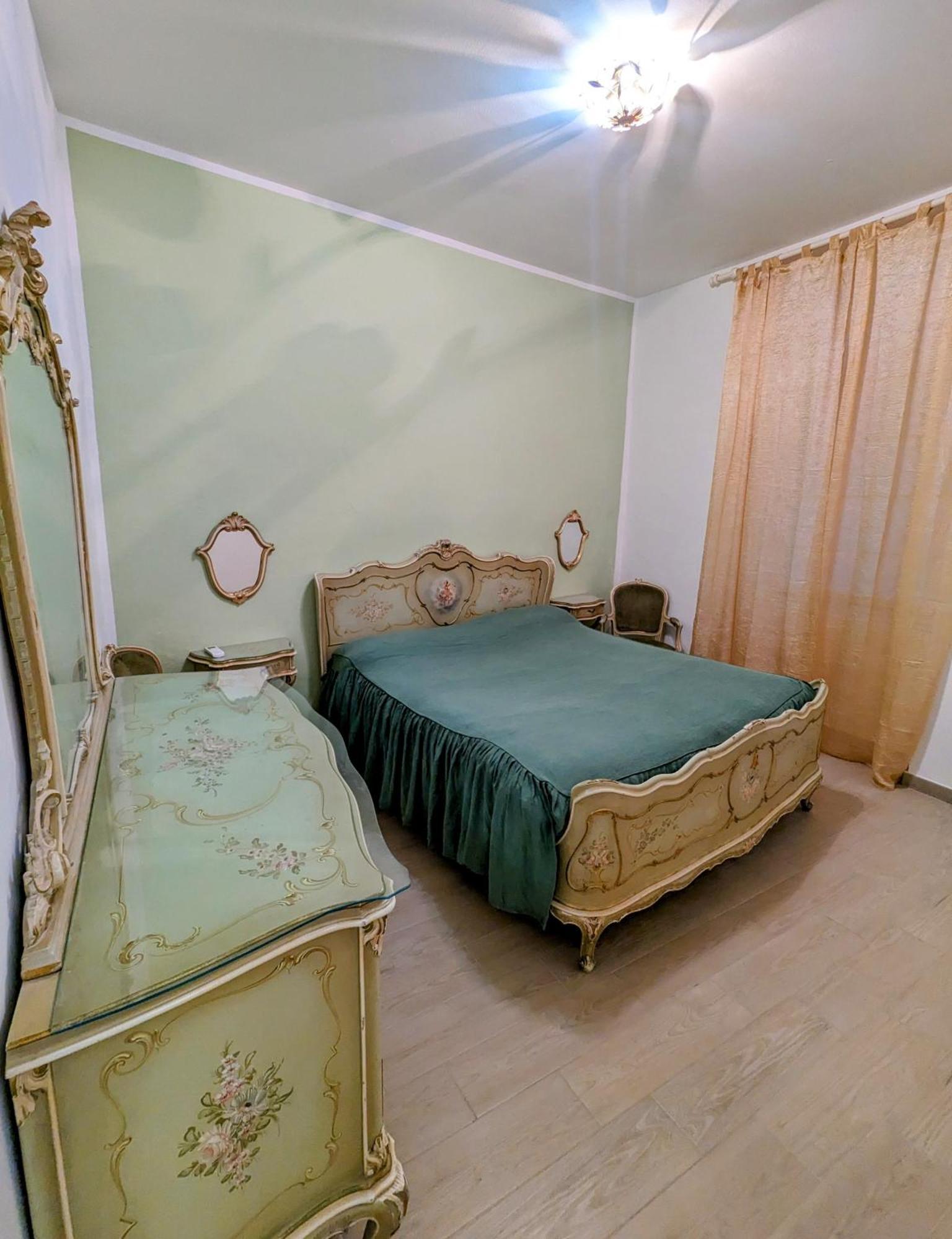 Incentro Apartment Genoa Luaran gambar